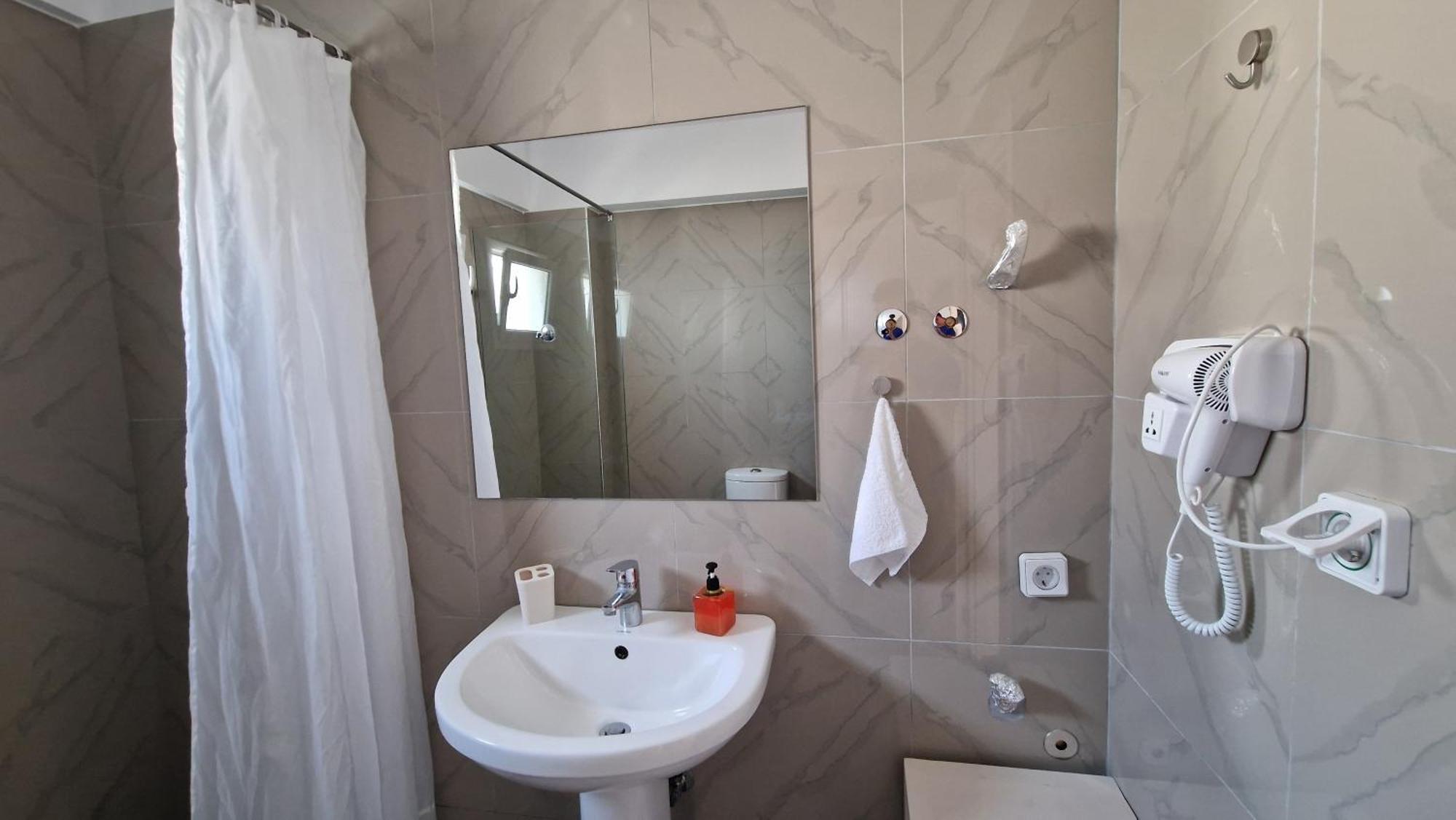 Horizon View Rooms Himare Esterno foto