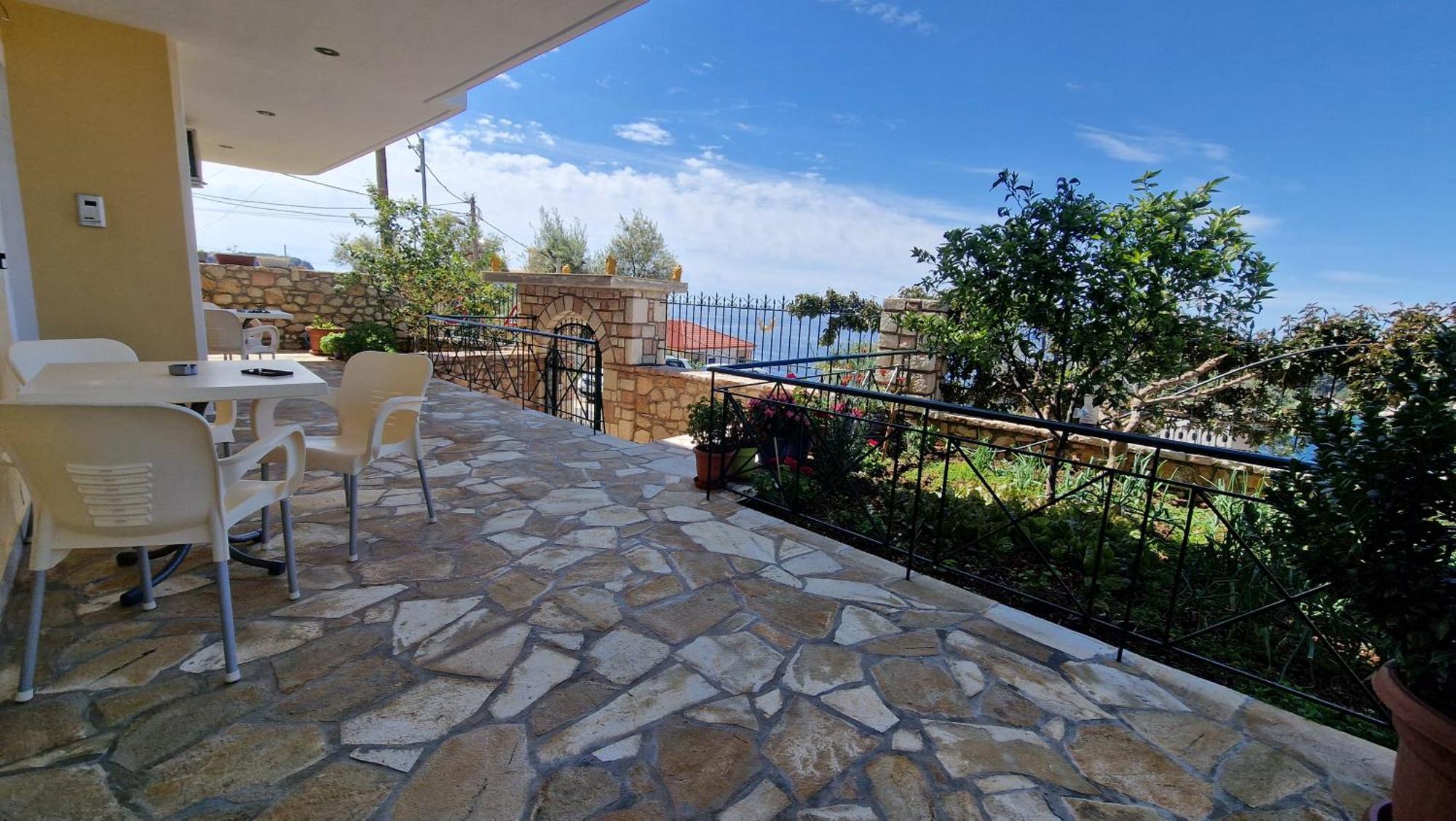 Horizon View Rooms Himare Esterno foto
